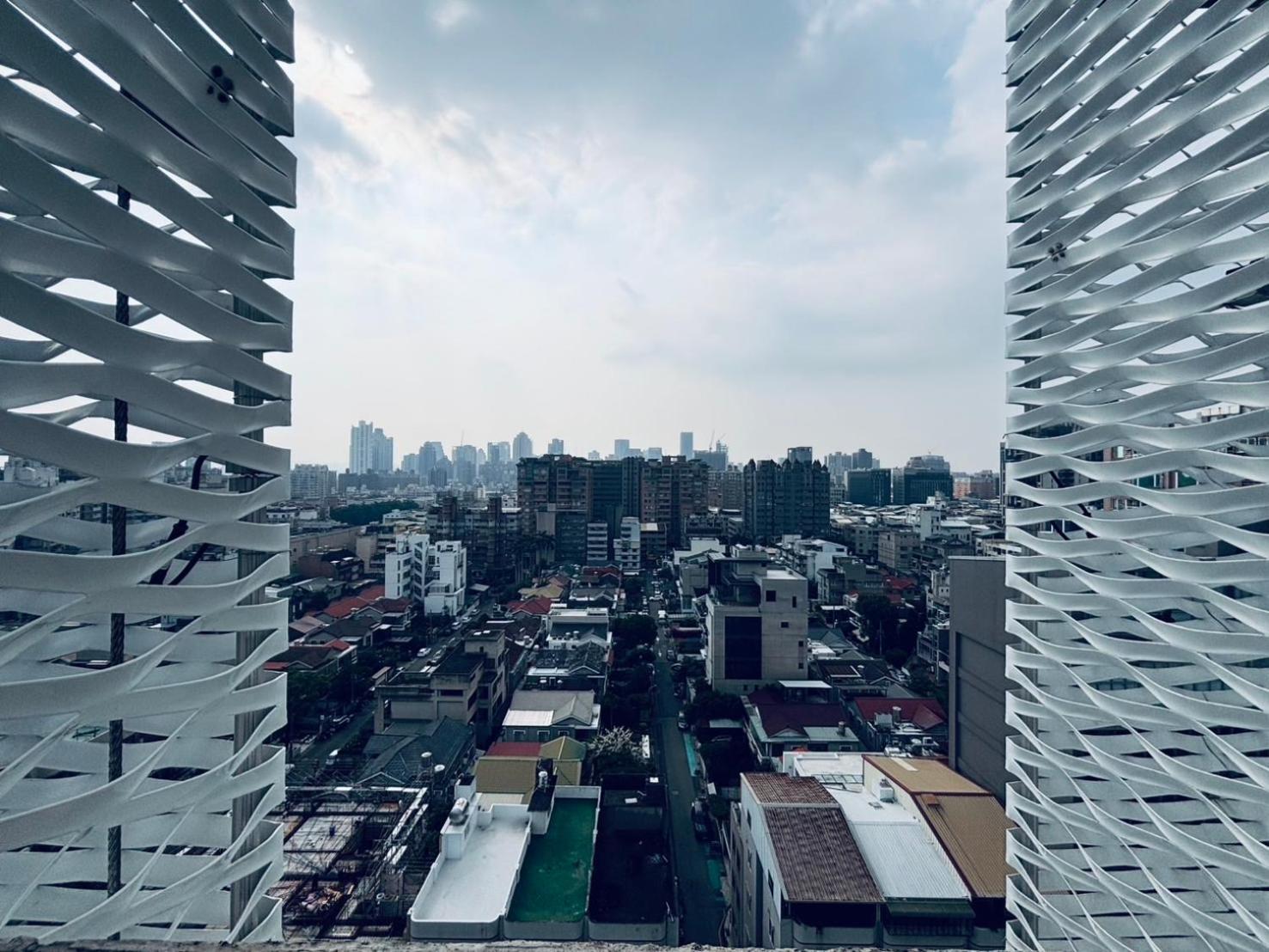 The Carlton Taichung Hotel Bagian luar foto